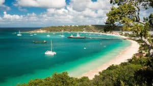 Været og temperatur i Anguilla i april 2026