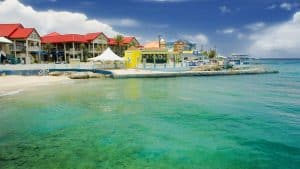 Været og temperatur i Cayman Islands i august 2025