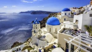 Hellas temperatur, klima og vær gjennom året