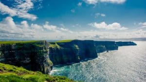 Været og temperatur i Nord-Irland i juni 2025