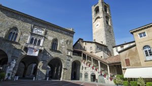 Været og temperatur i Bergamo i desember 2025