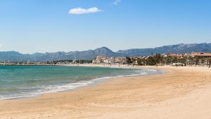 Cambrils temperatur, klima og vær gjennom året