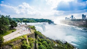 Været og temperatur i Niagara Falls i august 2025