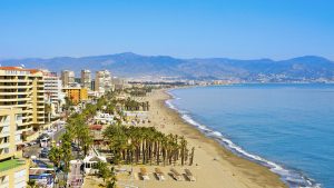 Været og temperatur i Torremolinos i juni 2025