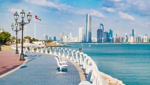 Været og temperatur i Abu Dhabi i februar 2026