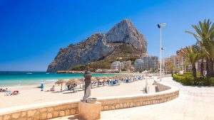 Calpe temperatur, klima og vær gjennom året