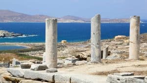 Delos temperatur, klima og vær gjennom året