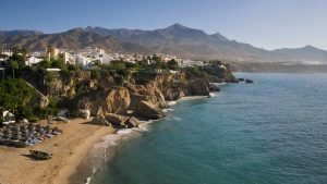 Nerja temperatur, klima og vær gjennom året