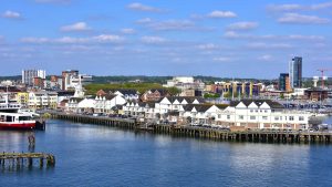 Southampton temperatur, klima og vær gjennom året