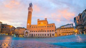 Været og temperatur i Siena i august 2017