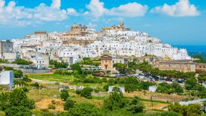 Ostuni temperatur, klima og vær gjennom året