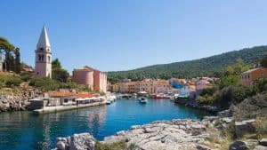 Lošinj temperatur, klima og vær gjennom året