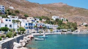 Tilos temperatur, klima og vær gjennom året
