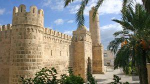 Sfax temperatur, klima og vær gjennom året